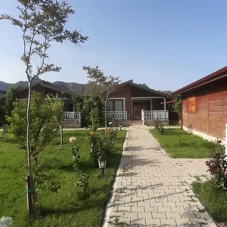 Sah Apart 4 Mevsim Séjour à la campagne Çıralı